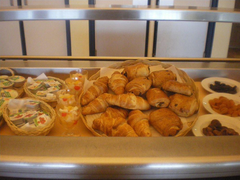 Howard Hotel Paris Orly Airport Paray-Vieille-Poste ภายนอก รูปภาพ